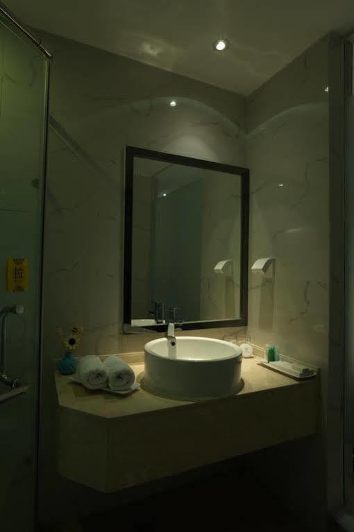 Chengdu Xuanya Yingyue Hotel Luaran gambar
