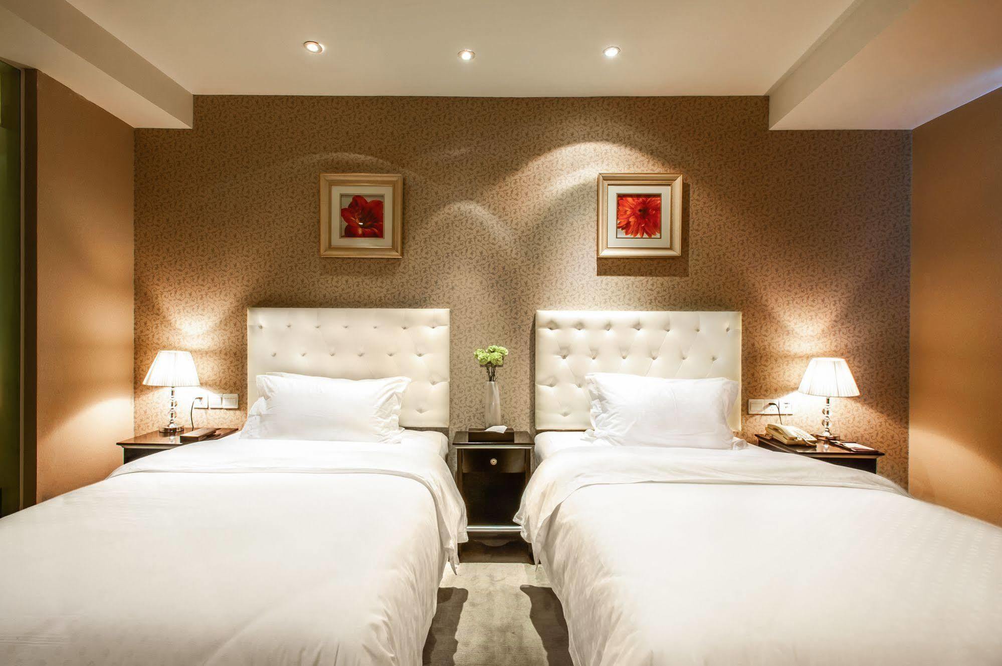Chengdu Xuanya Yingyue Hotel Luaran gambar